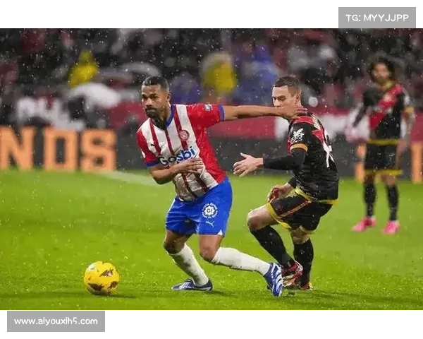 塞维利亚主场对阵莱万特，保级压力与欧战希望交织